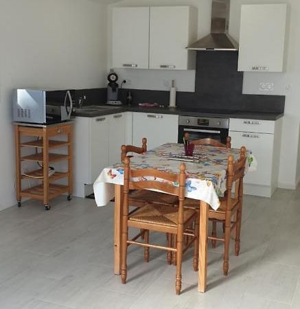 Les Rochettes, Joli Appartement, Tout Neuf, Calme Et Paisible Saint-Gervais-dʼAuvergne Exterior foto